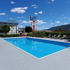Grand Forks Inn